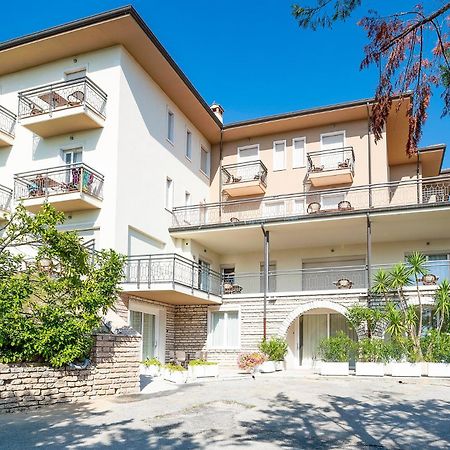 Апарт отель Residenza Panorama Костермано Экстерьер фото